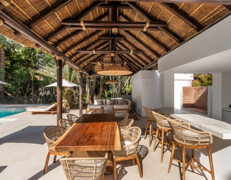Villa en venta en Nueva Andalucia, Marbella