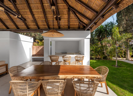 CONTEMPORARY VILLA WITH SPA, CINEMA AND GOLF VIEWS IN NUEVA ANDALUCÍA