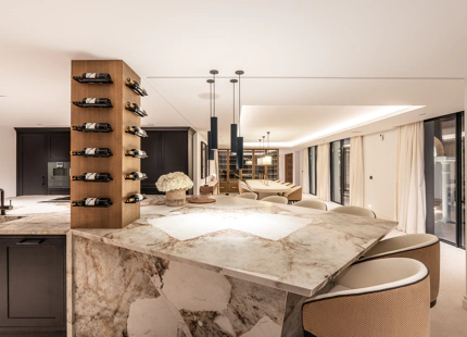CONTEMPORARY VILLA WITH SPA, CINEMA AND GOLF VIEWS IN NUEVA ANDALUCÍA
