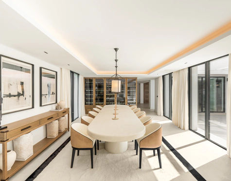 Villa en venta en Nueva Andalucia, Marbella