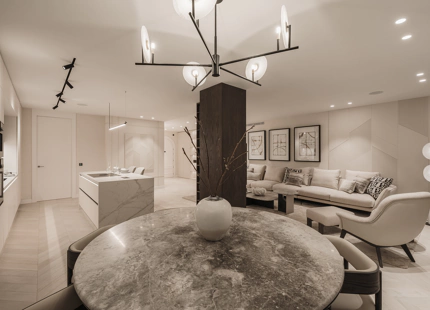 ELEVATED 4-BEDROOM APARTMENT WITH PANORAMIC SEA VIEWS IN NUEVA ANDALUCÍA