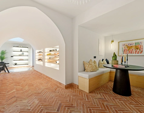 Villa for sale in Nueva Andalucia, Marbella