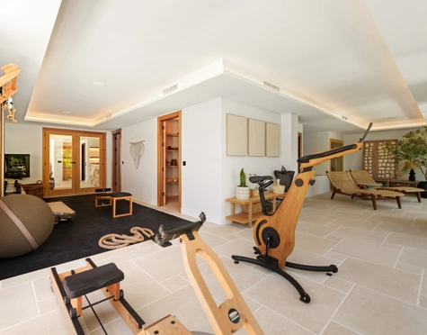 Villa for sale in Nueva Andalucia, Marbella