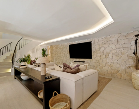 Villa for sale in Nueva Andalucia, Marbella