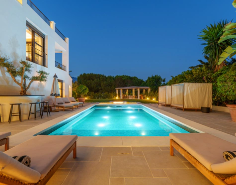 Villa for sale in Nueva Andalucia, Marbella