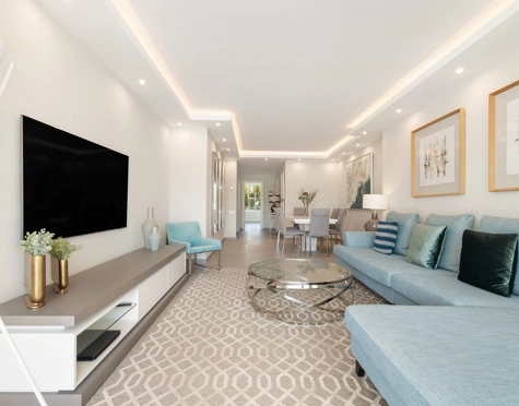Apartment for sale in Nueva Andalucia, Marbella