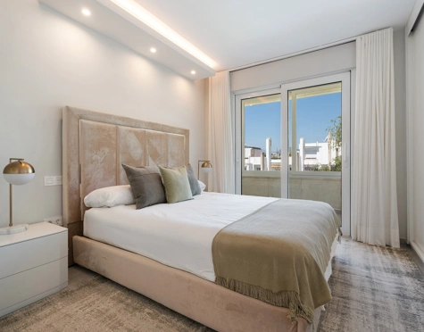 Apartment for sale in Nueva Andalucia, Marbella