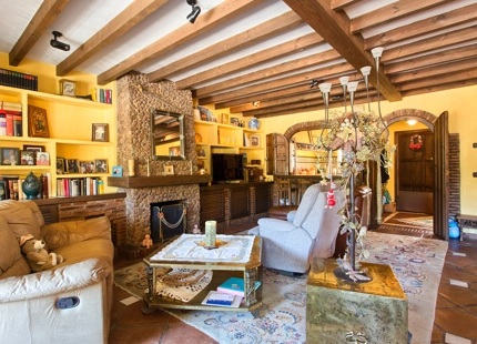 TRADITIONAL TOWNHOUSE IN THE HEART OF BENAHAVÍS CENTRO