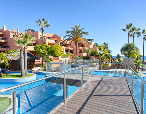 Apartment for sale in Mar Azul, Estepona East