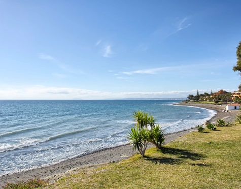 Apartment for sale in Mar Azul, Estepona East