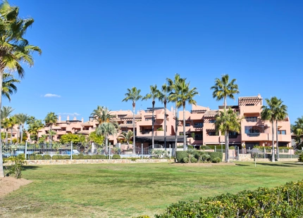 BEACHFRONT APARTMENT FOR SALE IN MAR AZUL, NEW GOLDEN MILE