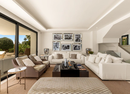 EXQUISITE NEW-BUILD VILLA WITH SEA VIEWS ON THE NEW GOLDEN MILE