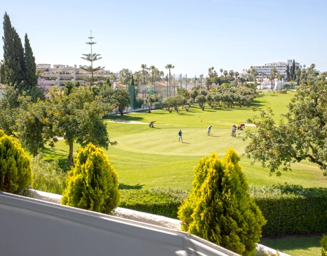 Apartment for sale in Guadalmina Alta, San Pedro de Alcantara