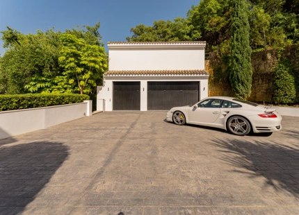 MEDITERRANEAN LUXURY VILLA IN LA ZAGALETA, BENAHAVÍS