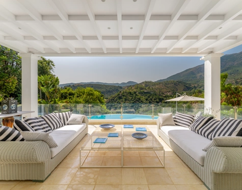 Villa for sale in La Zagaleta, Benahavis