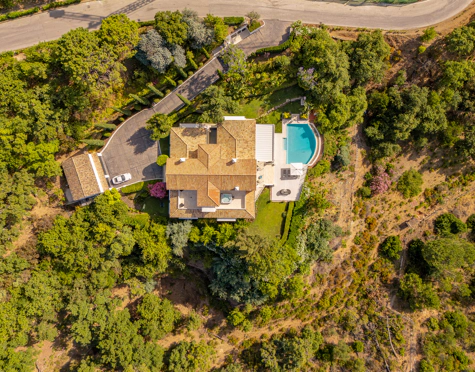 Villa for sale in La Zagaleta, Benahavis