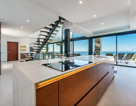 Villa for sale in Benalmadena