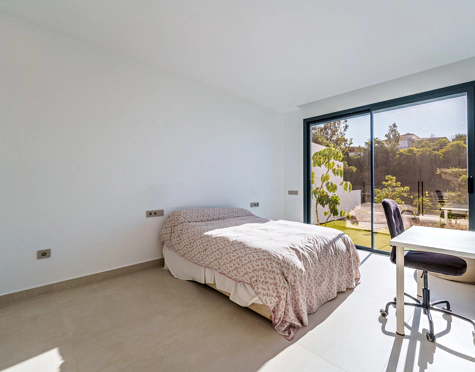 Villa for sale in Benalmadena