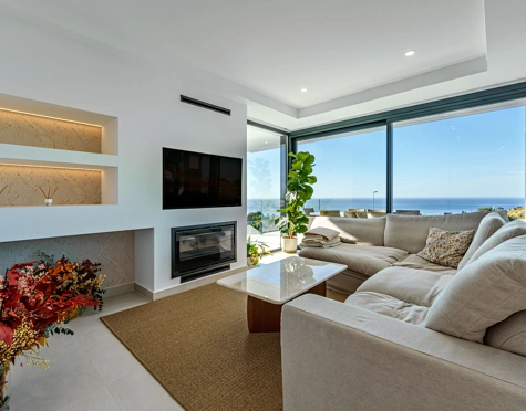Villa for sale in Benalmadena