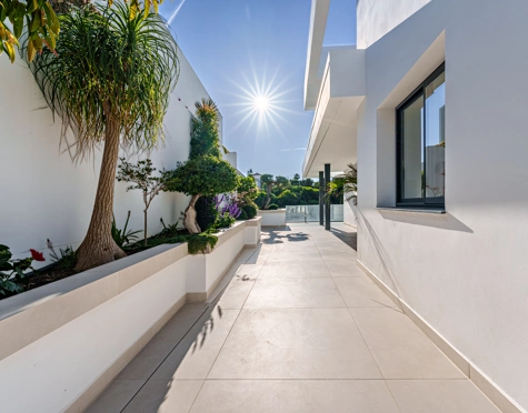 Villa for sale in Benalmadena