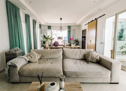 ELEGANTE VILLA DE ESTILO ANDALUZ EN LA RESINA GOLF, ESTEPONA ESTE