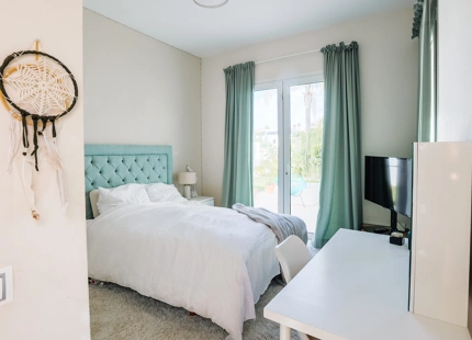 ELEGANTE VILLA DE ESTILO ANDALUZ EN LA RESINA GOLF, ESTEPONA ESTE