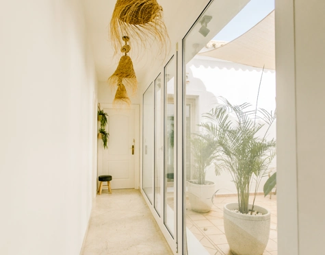 Villa for sale in La Resina Golf, Estepona East