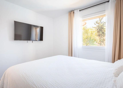 APARTAMENTO RENOVADO EN VENTA CERCA DE PUERTO BANÚS, MARBELLA