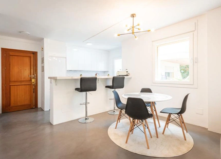 APARTAMENTO RENOVADO EN VENTA CERCA DE PUERTO BANÚS, MARBELLA