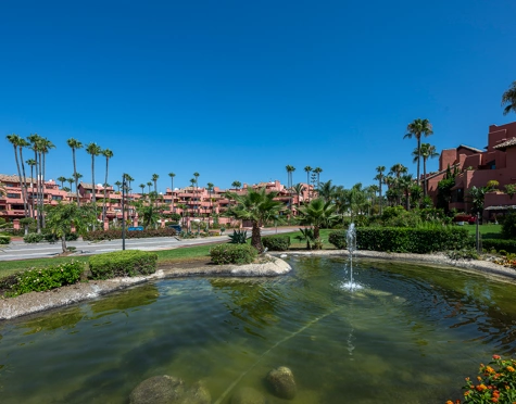 Apartamento Planta Baja en venta en Menara Beach, Estepona East