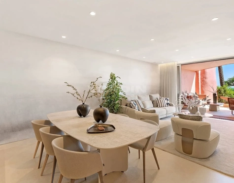 Apartamento Planta Baja en venta en Menara Beach, Estepona East