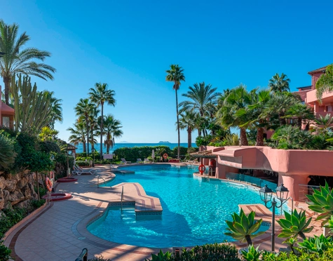 Apartamento Planta Baja en venta en Menara Beach, Estepona East