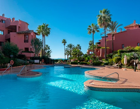 Apartamento Planta Baja en venta en Menara Beach, Estepona East
