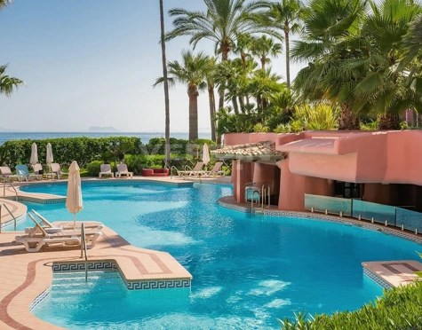 Apartamento Planta Baja en venta en Menara Beach, Estepona East