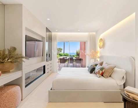 Apartamento Planta Baja en venta en Menara Beach, Estepona East