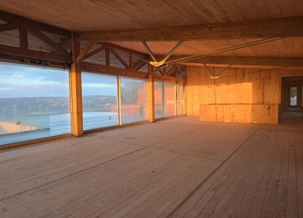 **Solid Wood House for Sale with Stunning Views of Gibraltar**