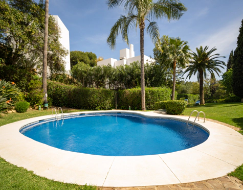 Town House for sale in Marbella Golden Mile