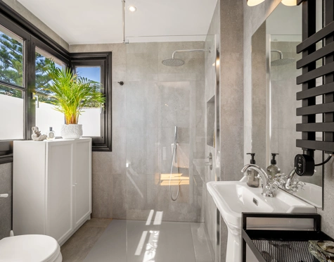 Town House for sale in Marbella Golden Mile