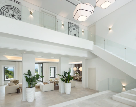 Villa for sale in El Madroñal, Benahavis