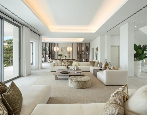 Villa for sale in El Madroñal, Benahavis