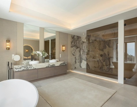 Villa for sale in El Madroñal, Benahavis