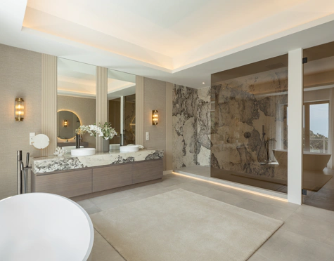 Villa for sale in El Madroñal, Benahavis