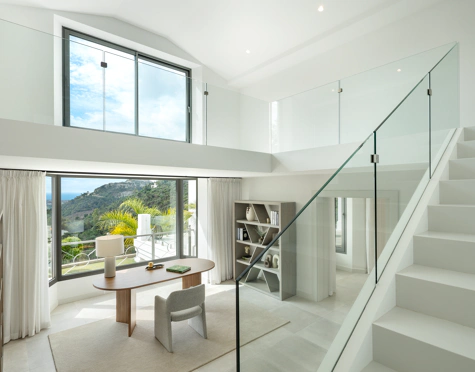 Villa for sale in El Madroñal, Benahavis