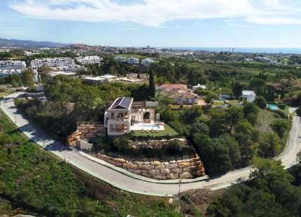 OFF-PLAN CONTEMPORARY VILLA WITH PANORAMIC VIEWS IN BENAHAVÍS