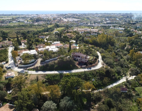 Villa for sale in Benahavis