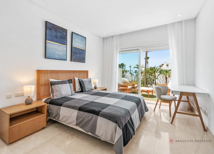 ÁTICO CON TERRAZA ORIENTADA AL SUR EN ALCAZABA BEACH