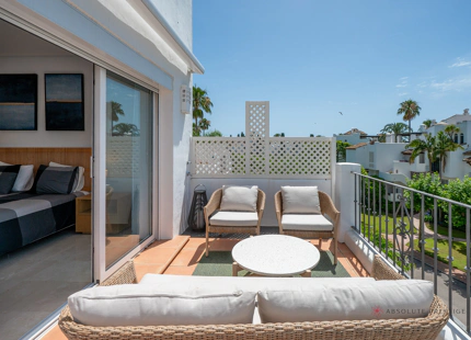 ÁTICO CON TERRAZA ORIENTADA AL SUR EN ALCAZABA BEACH