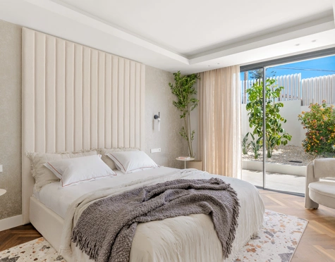 Villa for sale in El Rosario, Marbella Este