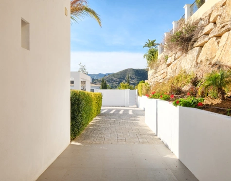 Villa en venta en Puerto del Capitan, Benahavis