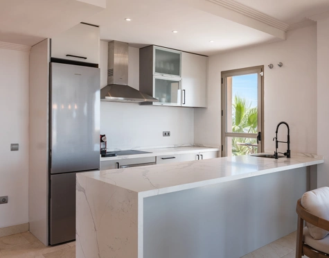 Penthouse for sale in Benahavis